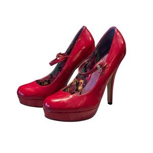 Madden Girl Glossy Red‎ Platform Heels size 7.5